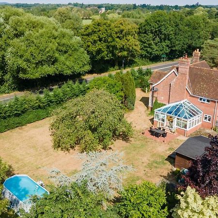 Redbrook Farm Bnb - Gateway To The New Forest Фордингбридж Екстериор снимка