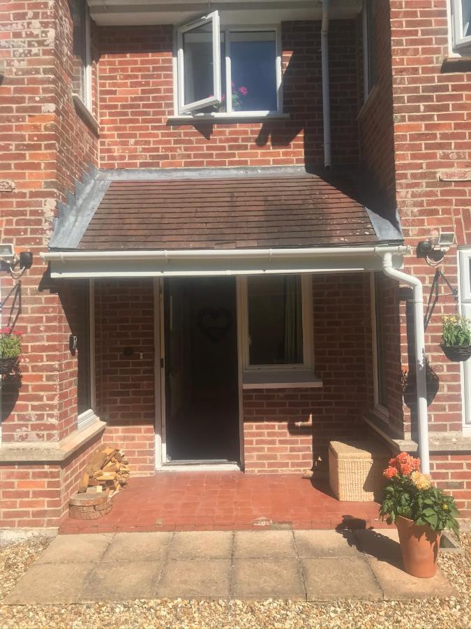 Redbrook Farm Bnb - Gateway To The New Forest Фордингбридж Екстериор снимка