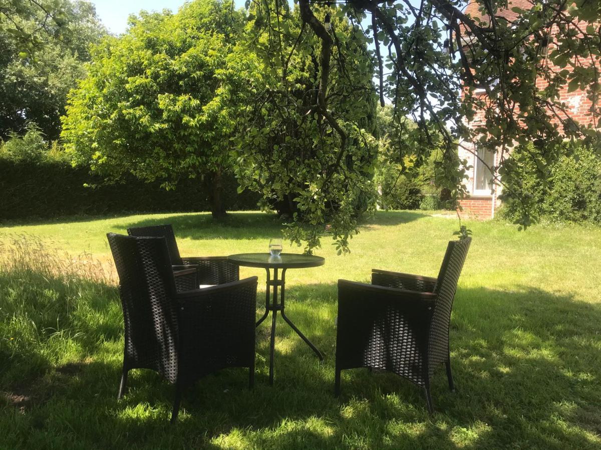 Redbrook Farm Bnb - Gateway To The New Forest Фордингбридж Екстериор снимка