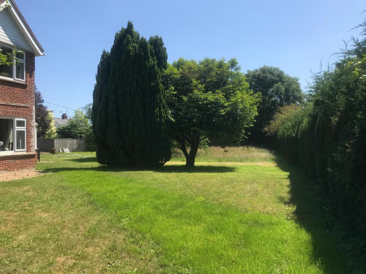 Redbrook Farm Bnb - Gateway To The New Forest Фордингбридж Екстериор снимка