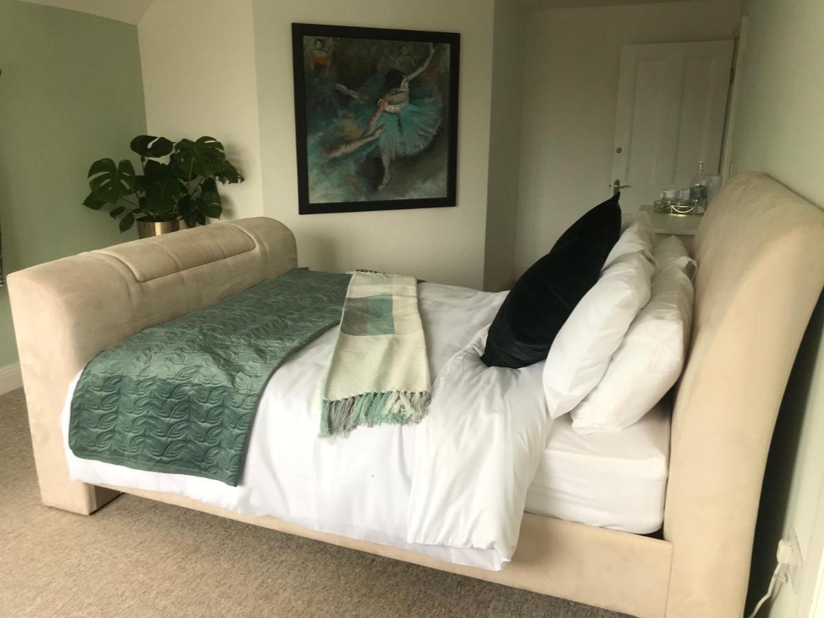 Redbrook Farm Bnb - Gateway To The New Forest Фордингбридж Екстериор снимка