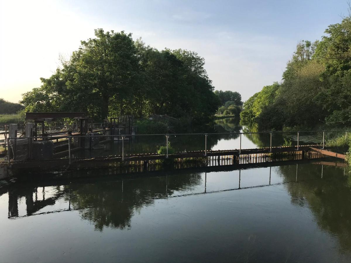 Redbrook Farm Bnb - Gateway To The New Forest Фордингбридж Екстериор снимка