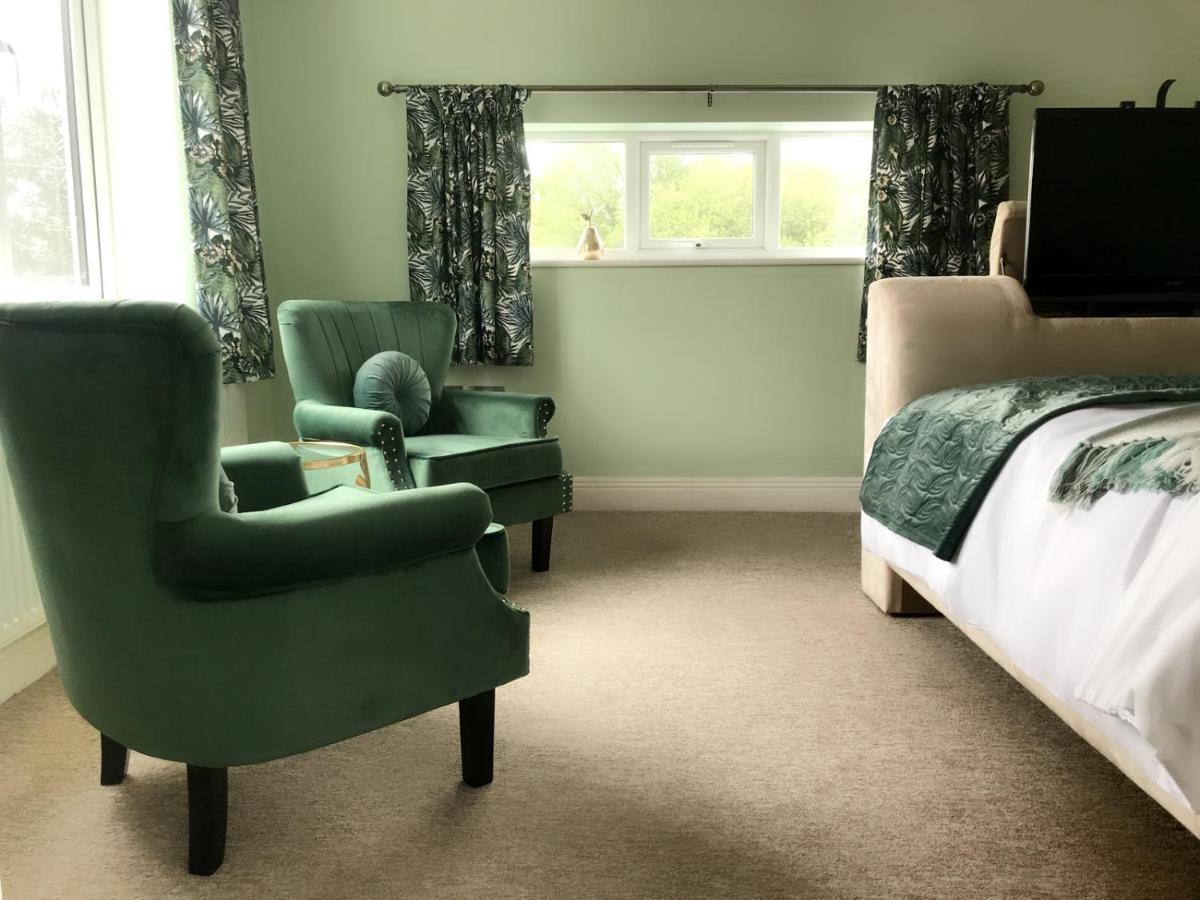 Redbrook Farm Bnb - Gateway To The New Forest Фордингбридж Екстериор снимка