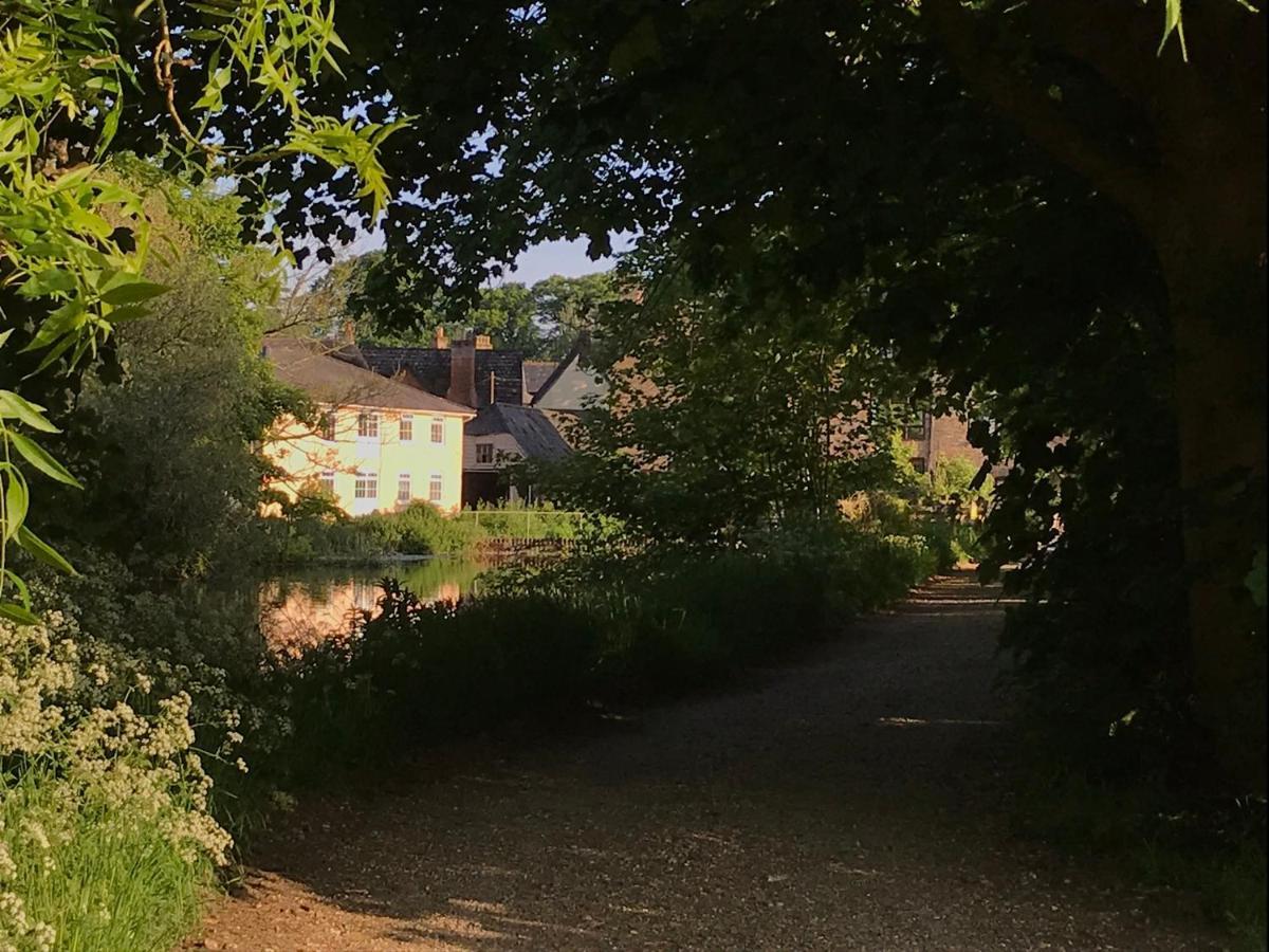 Redbrook Farm Bnb - Gateway To The New Forest Фордингбридж Екстериор снимка